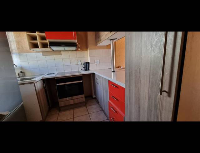 2 BEDROOM APARTMENT FOR SALE IN BRAMLEY VIEW